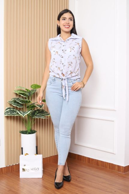 Blusa Susi, elaborada en Tela Gasa Hindú Estampada